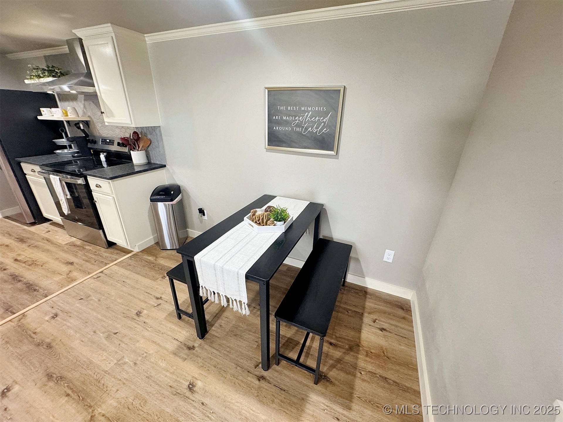 112 W Allen Road Property Photo 15