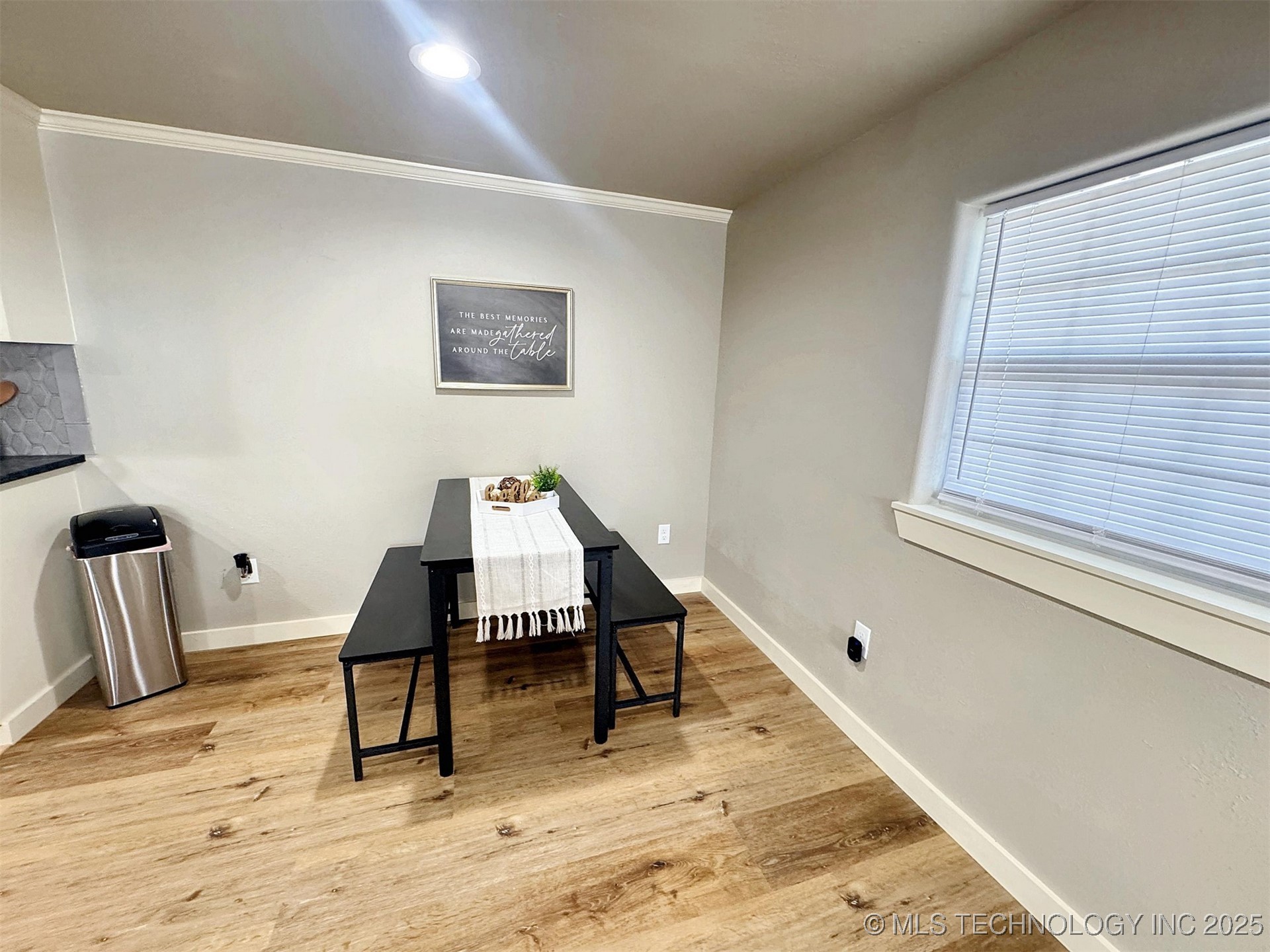 112 W Allen Road Property Photo 16