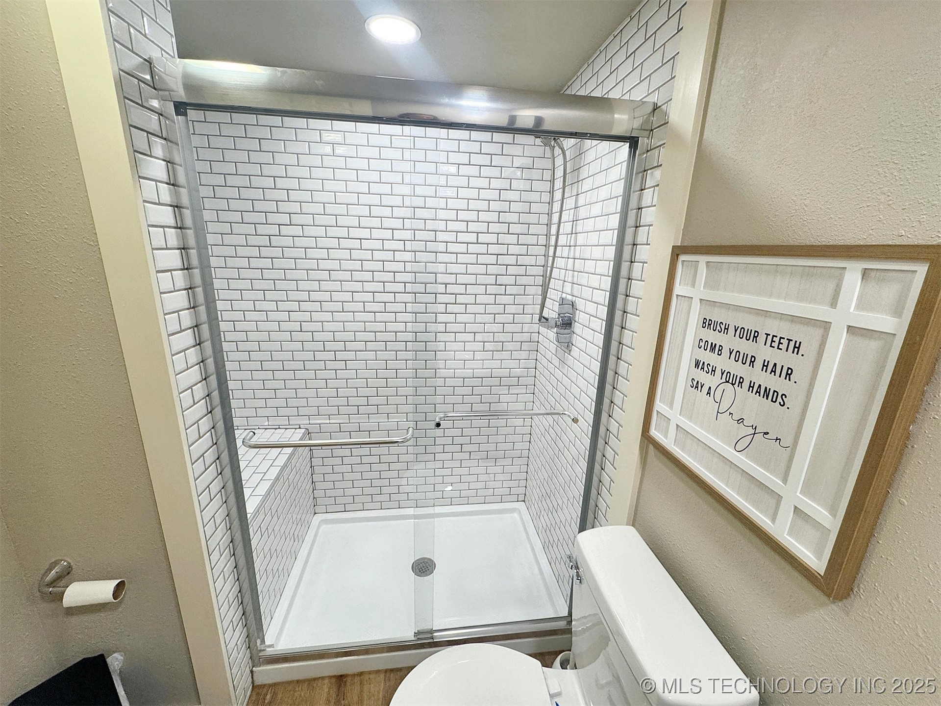 112 W Allen Road Property Photo 32