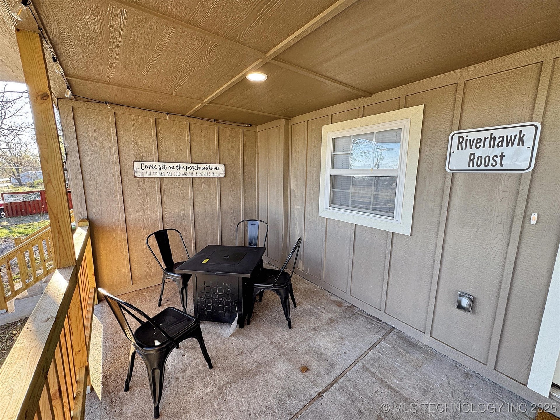 112 W Allen Road Property Photo 43