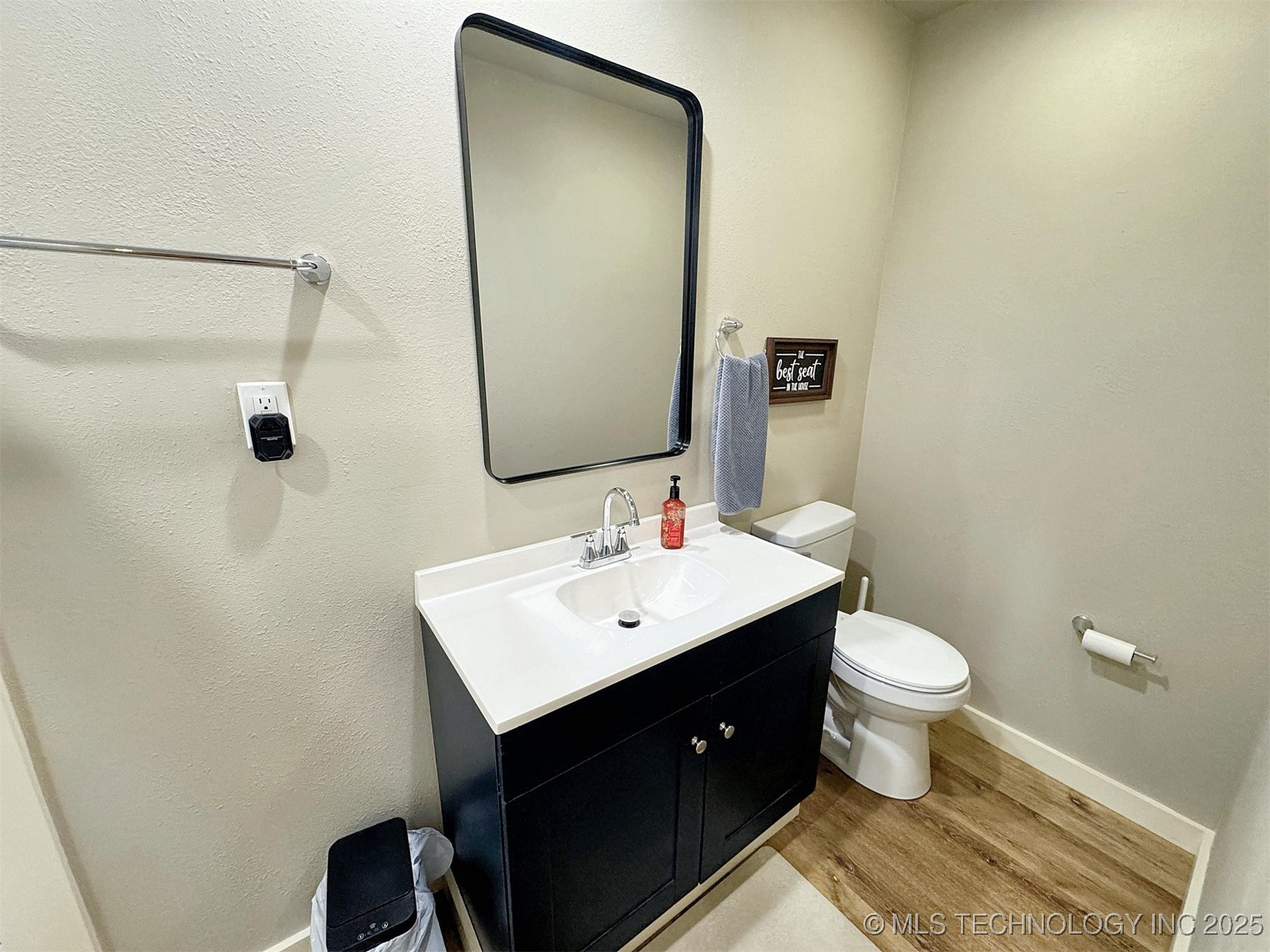 112 W Allen Road Property Photo 64
