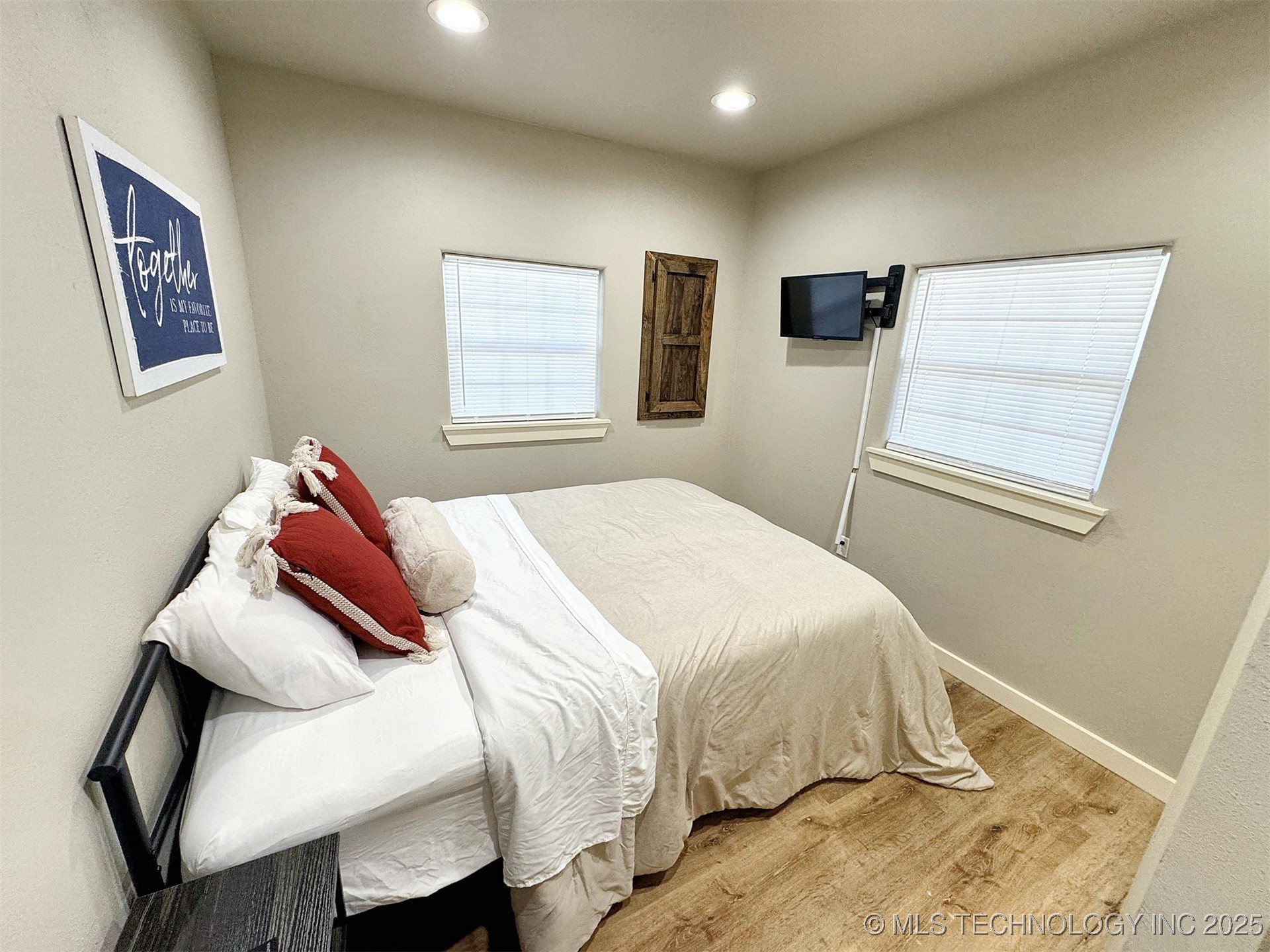 112 W Allen Road Property Photo 70