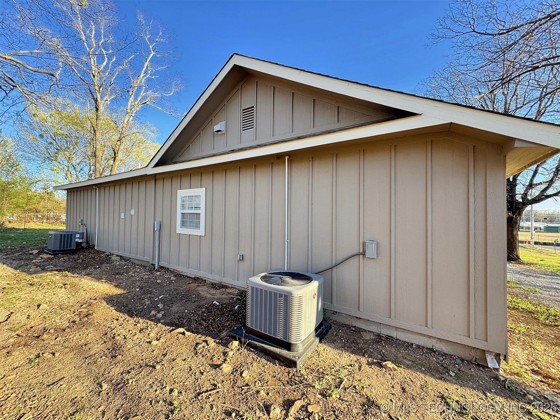 112 W Allen Road Property Photo 78