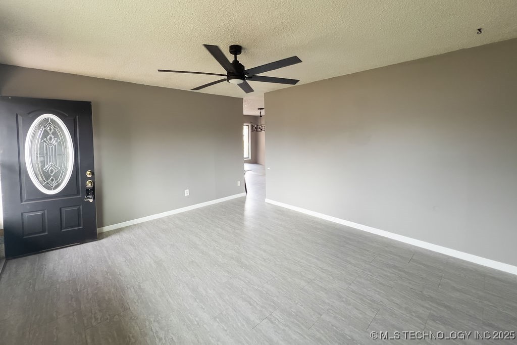 2203 S 124th East Avenue Property Photo 3