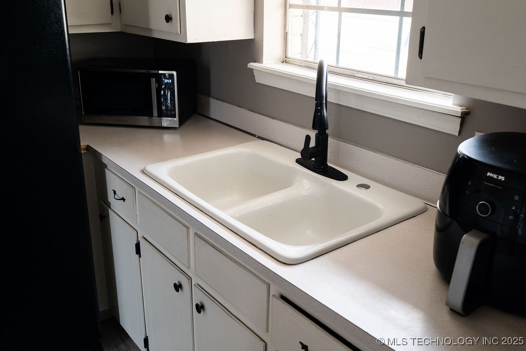 2203 S 124th East Avenue Property Photo 8