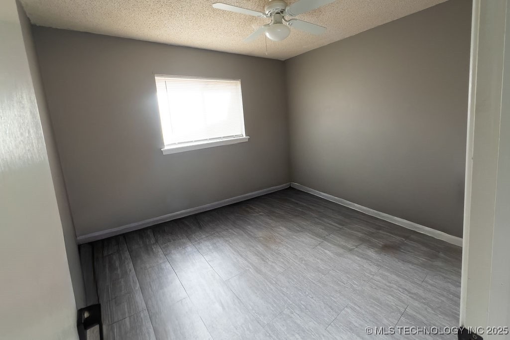 2203 S 124th East Avenue Property Photo 10