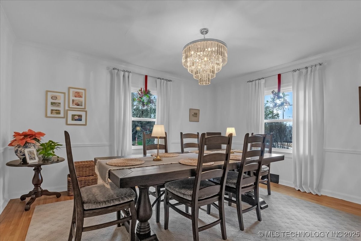 2245 E 22nd Place S Property Photo 4