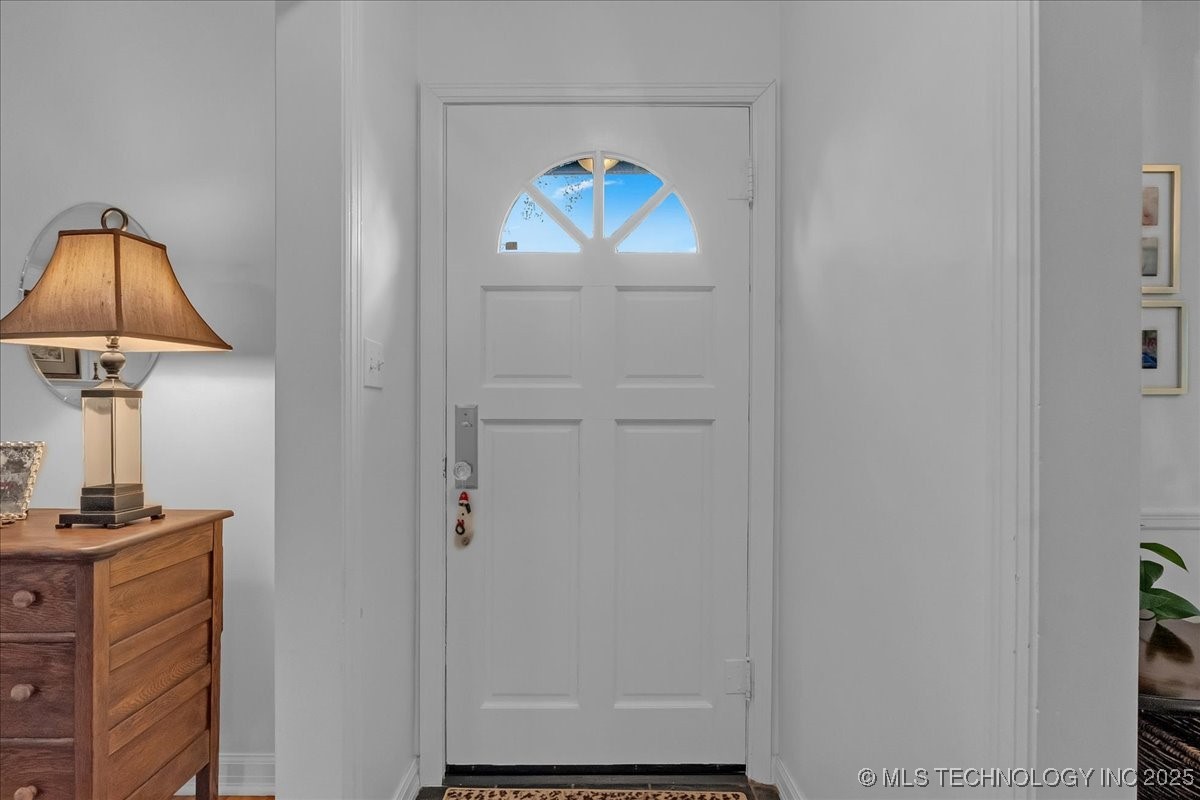 2245 E 22nd Place S Property Photo 10