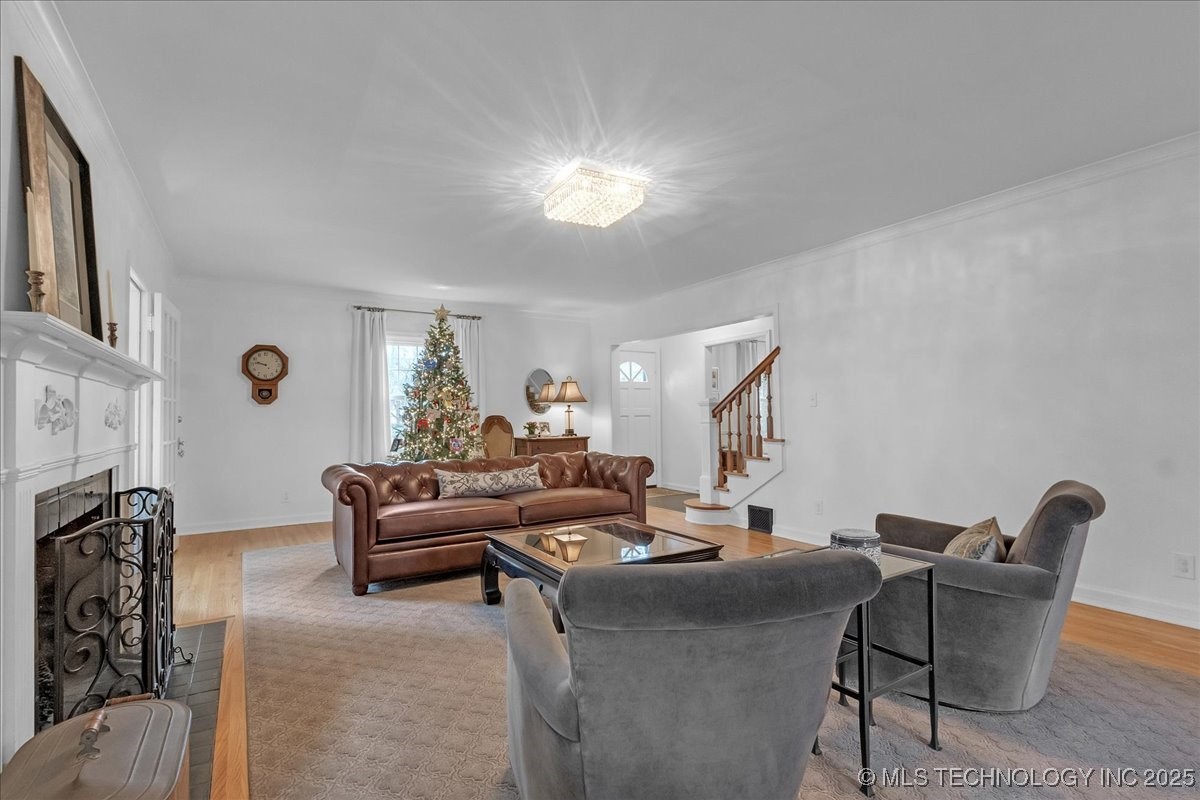 2245 E 22nd Place S Property Photo 16