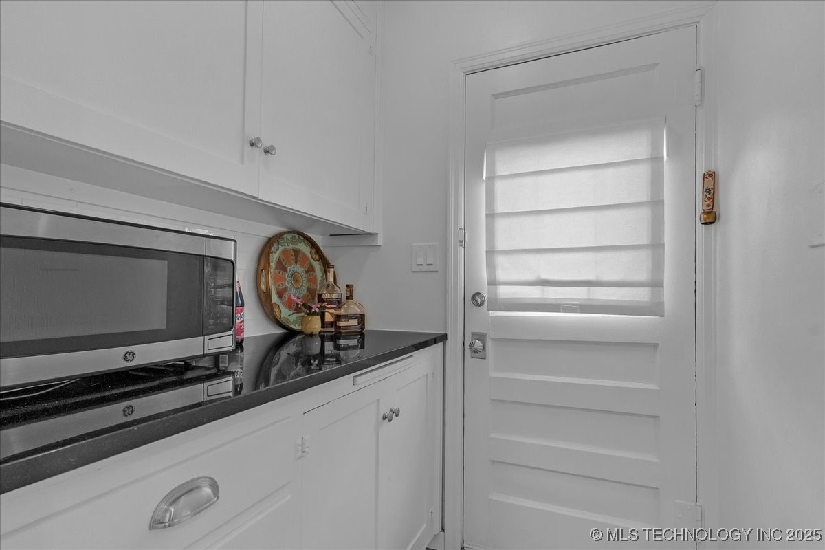 2245 E 22nd Place S Property Photo 29