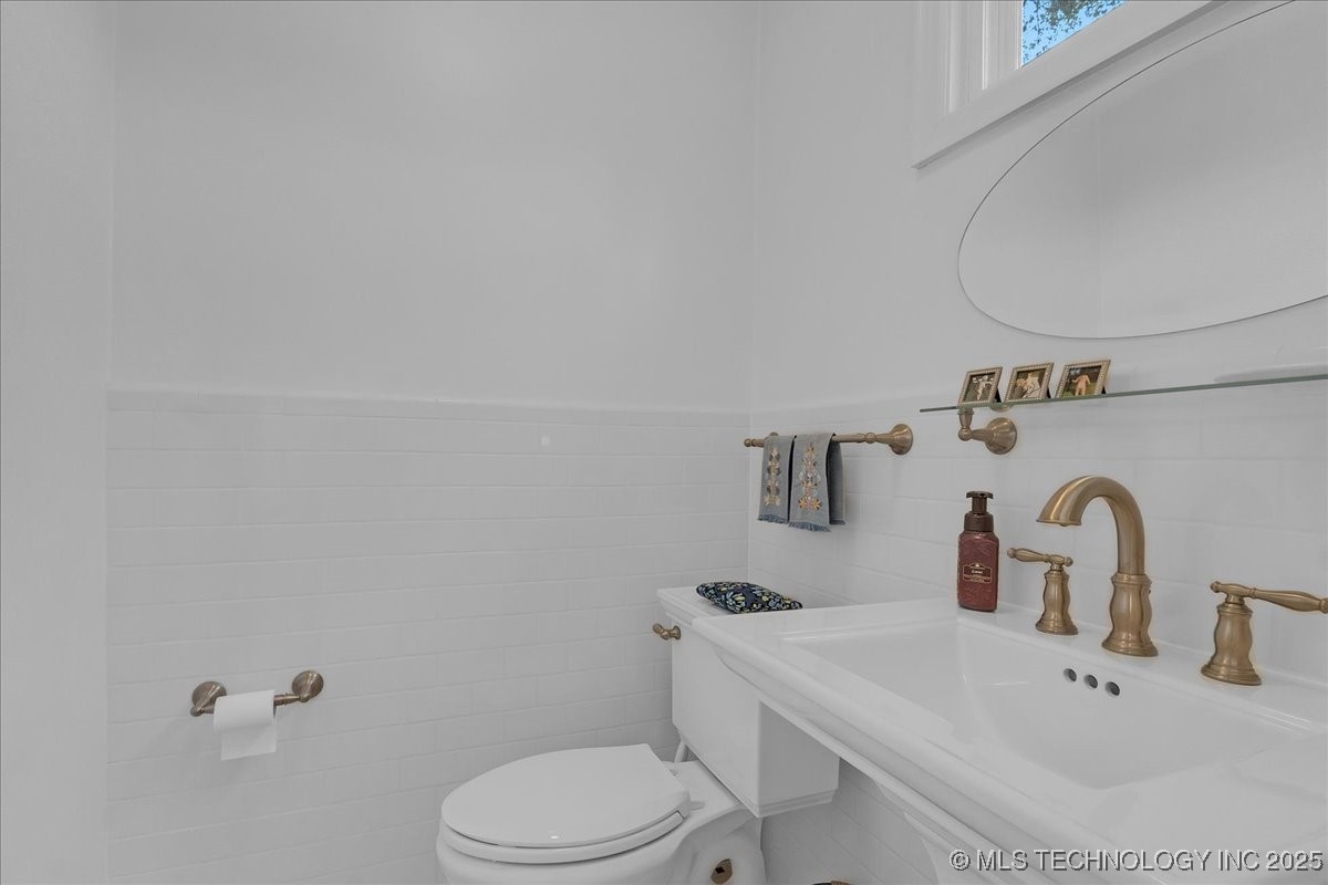 2245 E 22nd Place S Property Photo 32