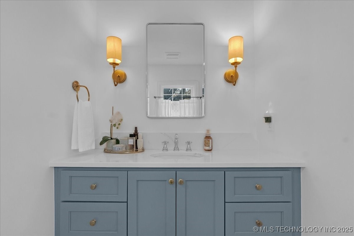 2245 E 22nd Place S Property Photo 47