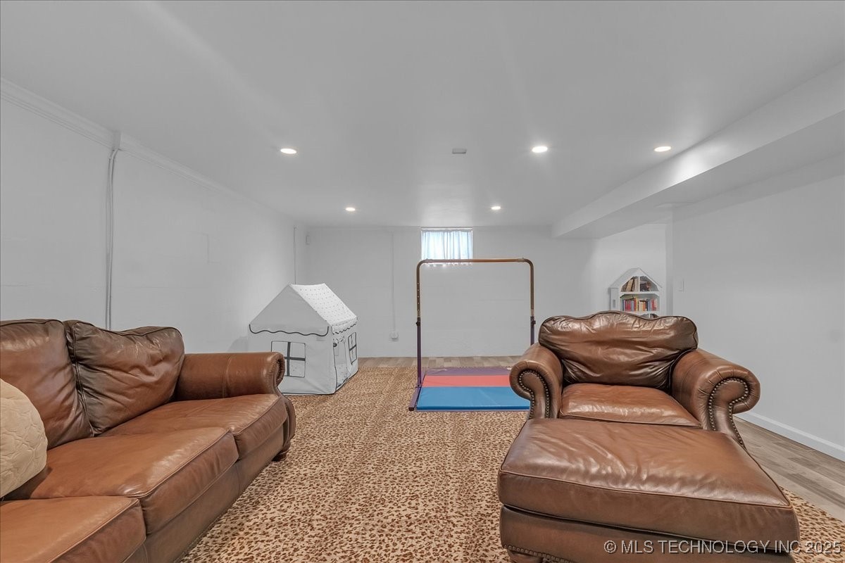 2245 E 22nd Place S Property Photo 52