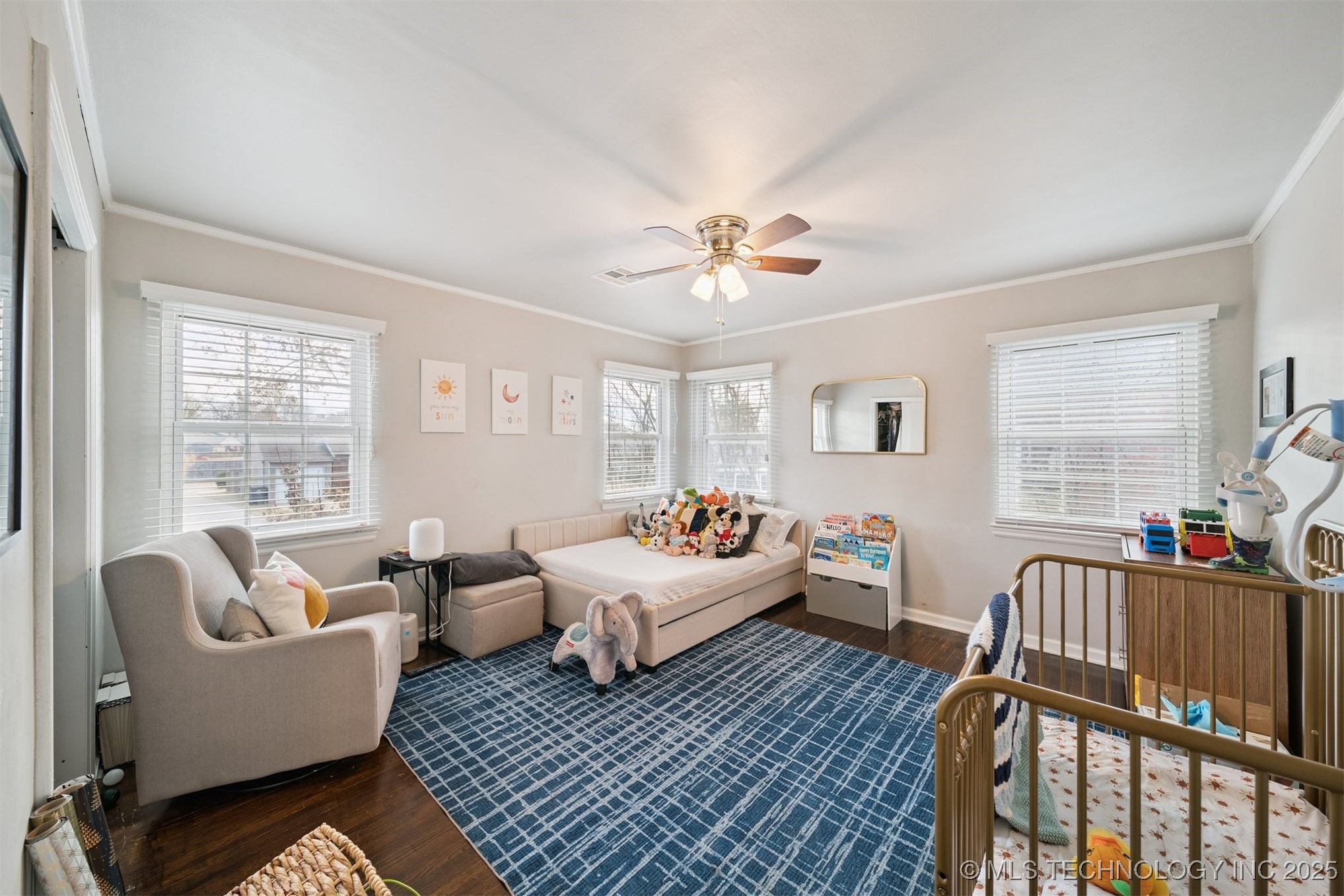 2340 S College Avenue S Property Photo 8