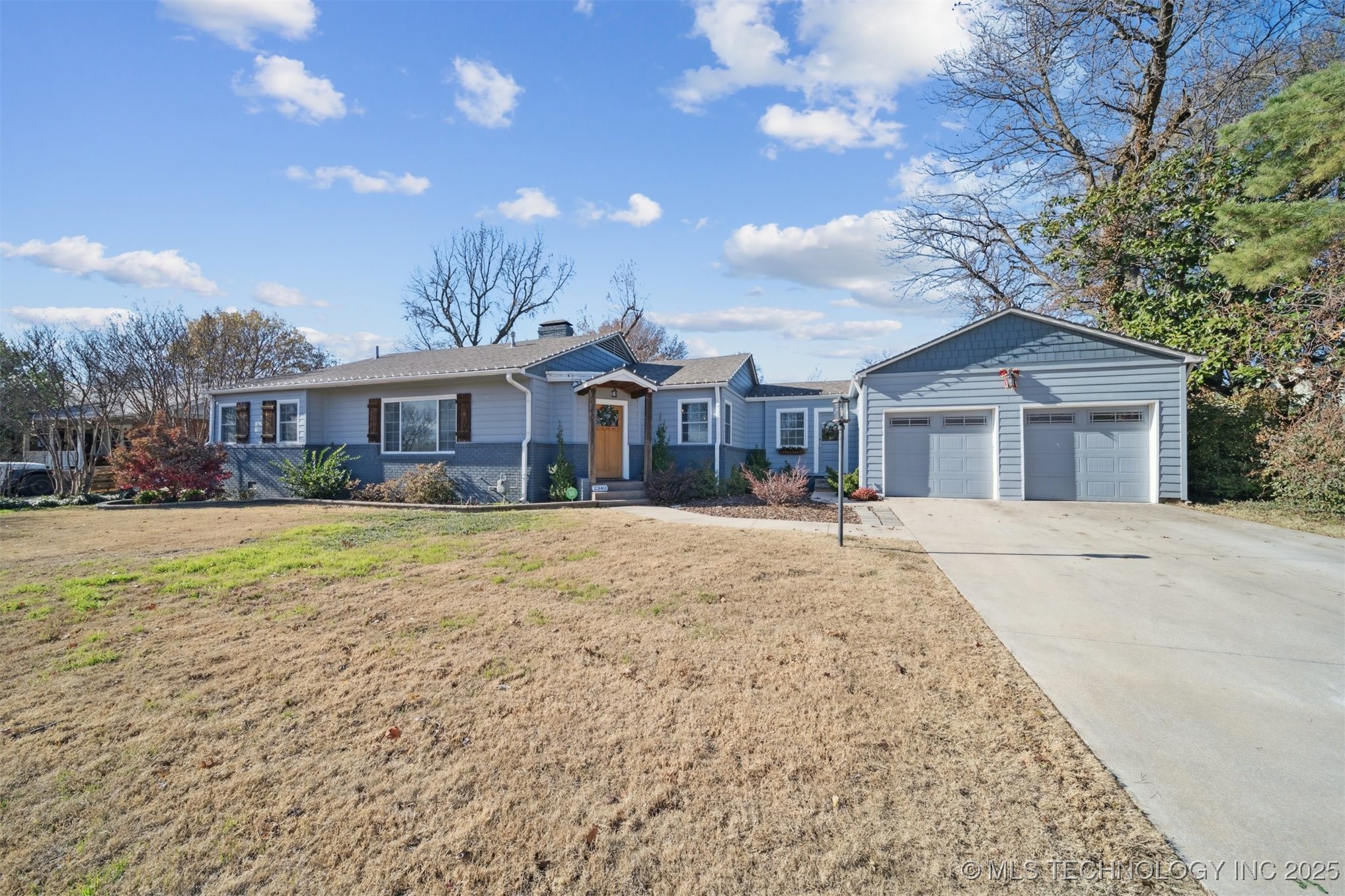 2340 S College Avenue S Property Photo 15