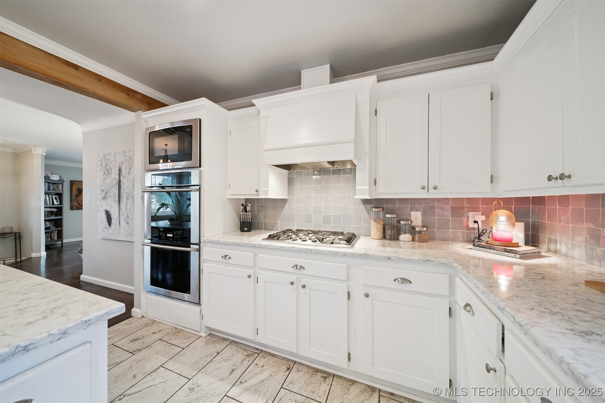 2340 S College Avenue S Property Photo 26