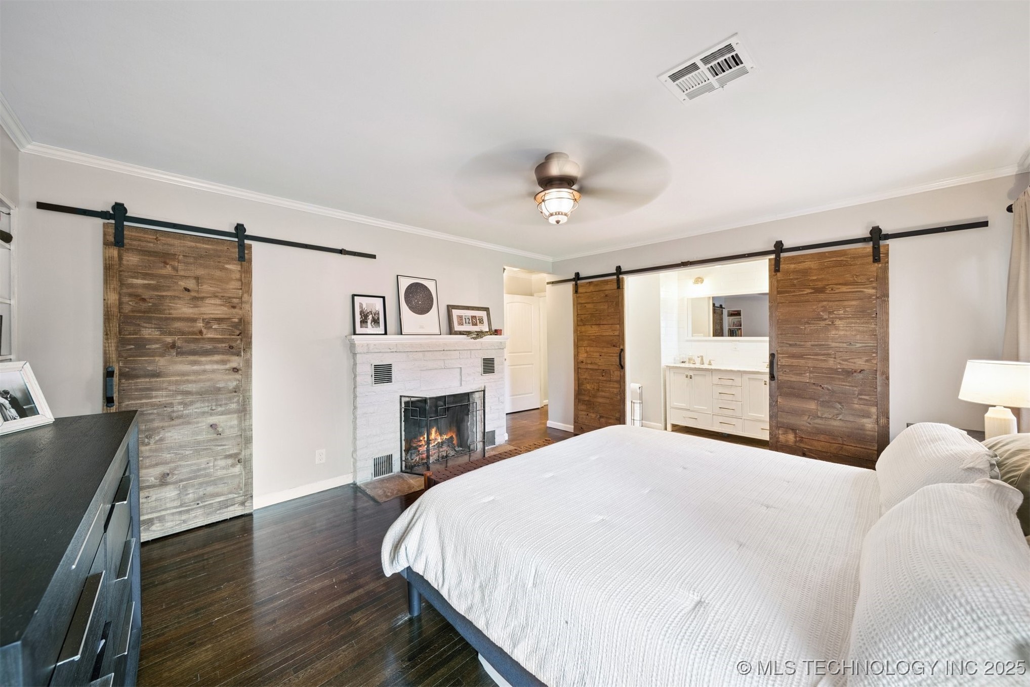 2340 S College Avenue S Property Photo 27