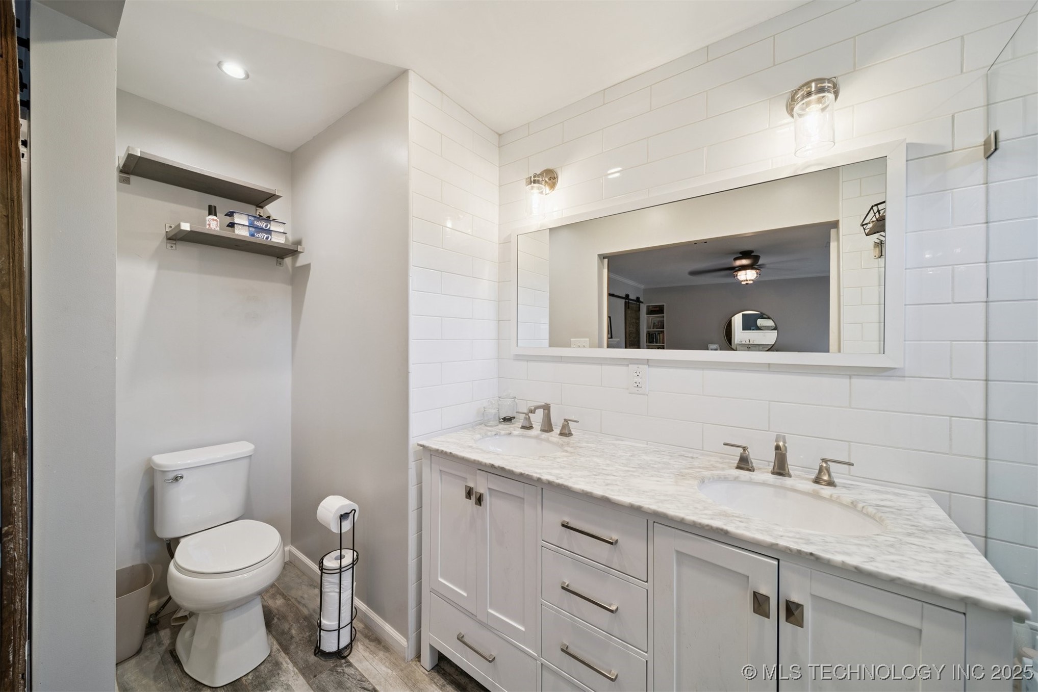 2340 S College Avenue S Property Photo 28