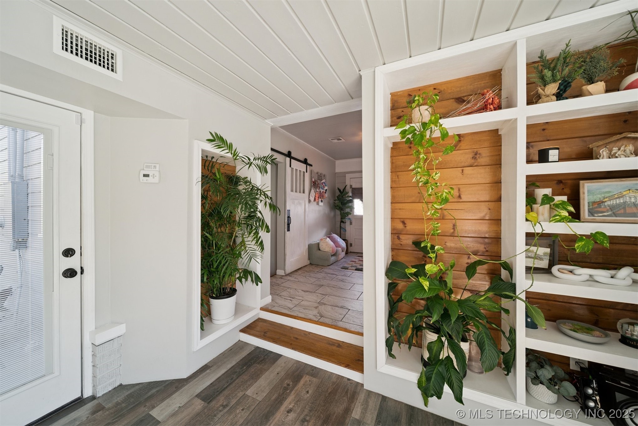 2340 S College Avenue S Property Photo 32