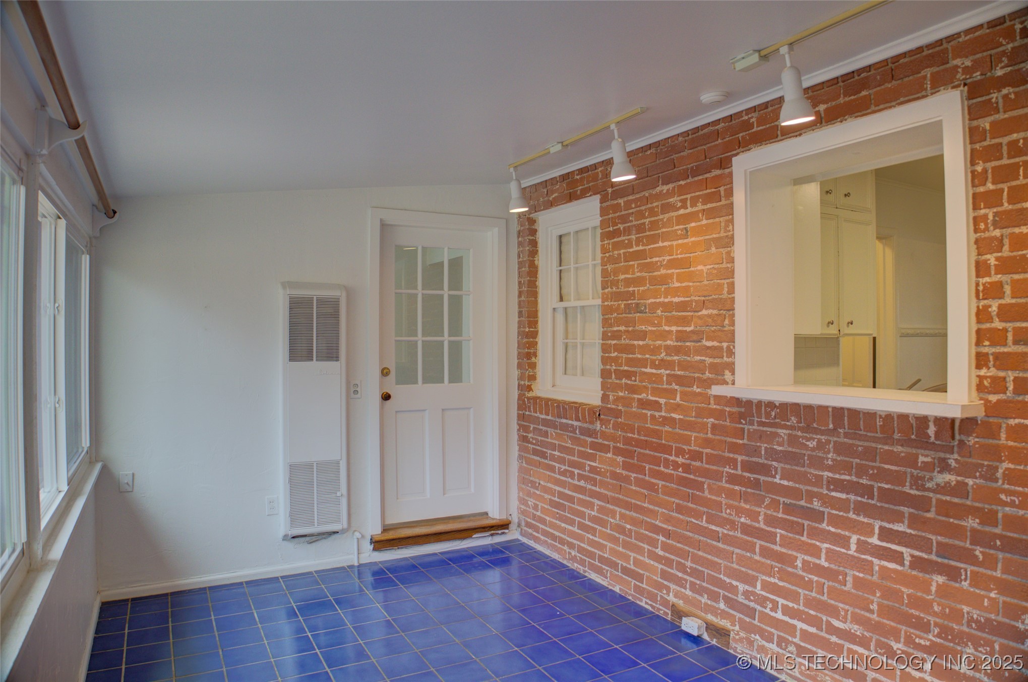 2667 S Boston Place Property Photo 24