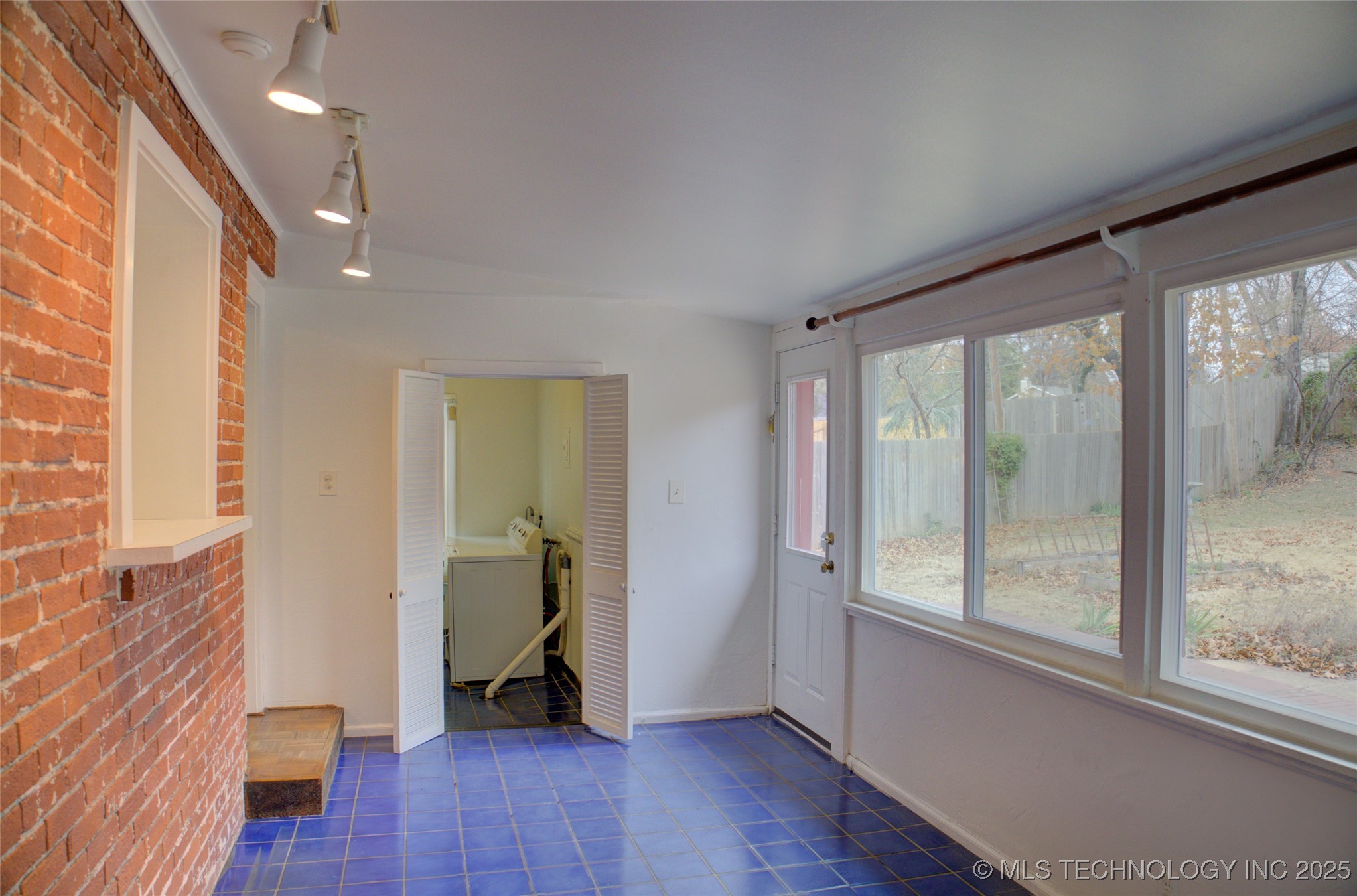 2667 S Boston Place Property Photo 28