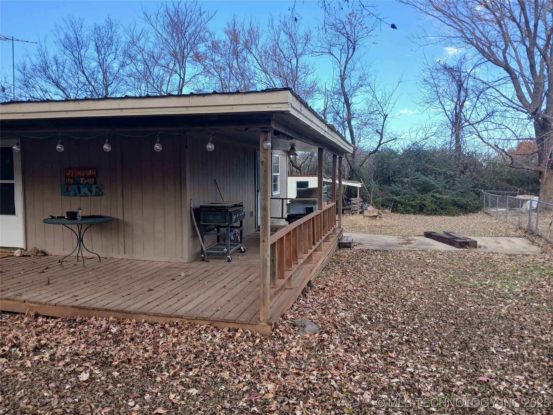 415299 E 1073 Road Property Photo 4