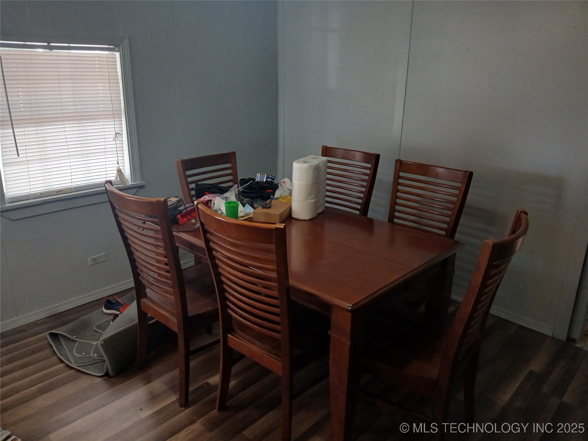 415299 E 1073 Road Property Photo 11