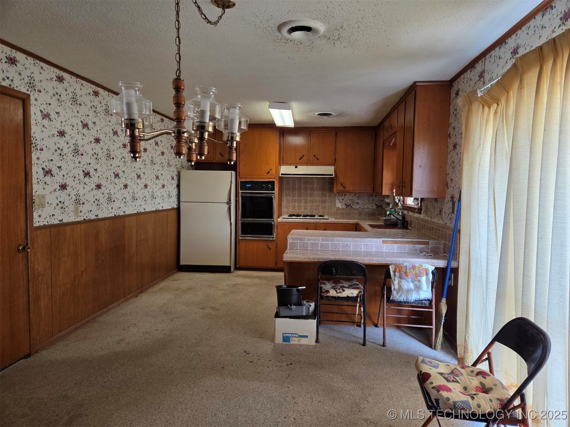 400 S Caney Street Property Photo 10