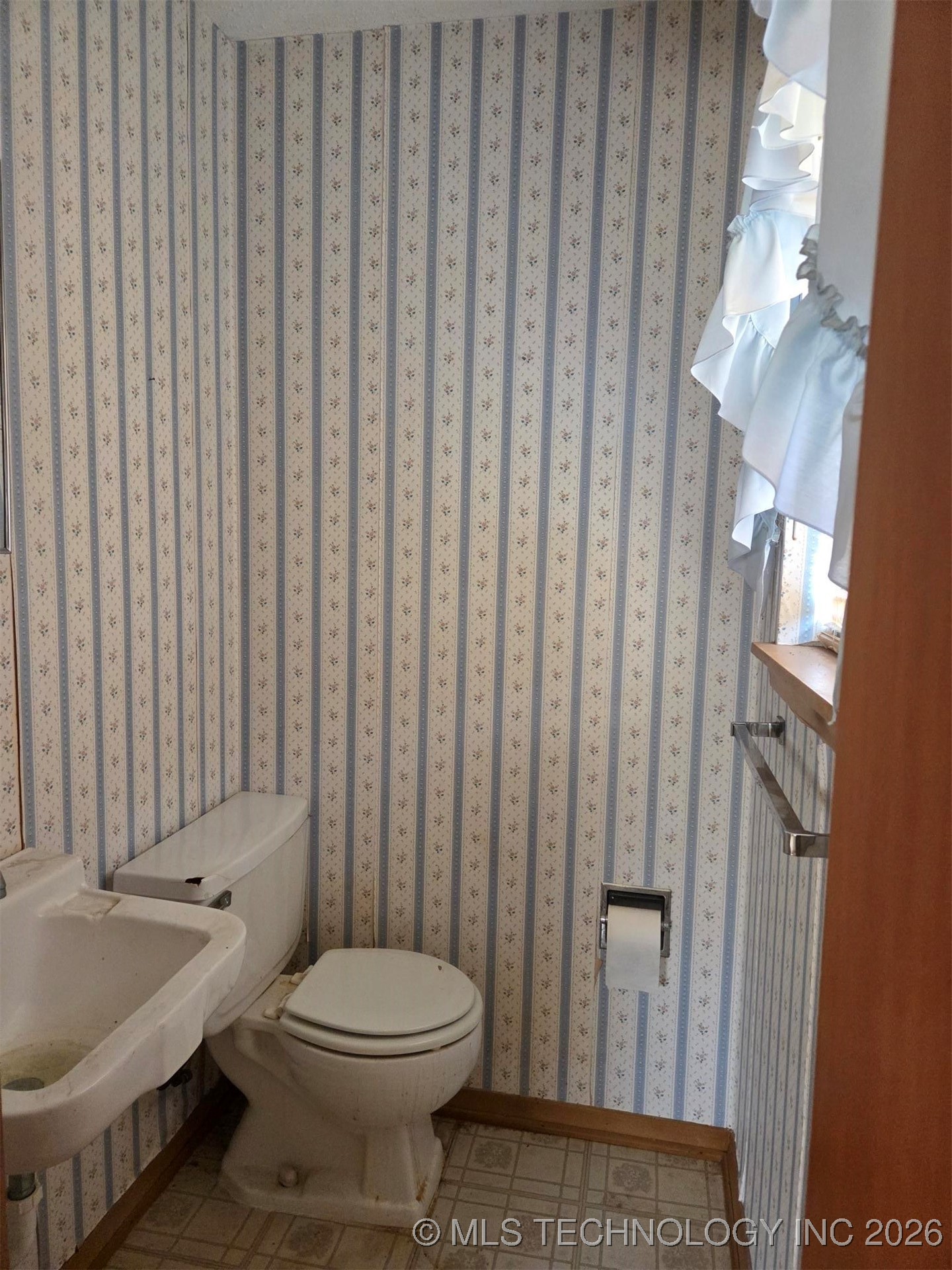 400 S Caney Street Property Photo 13