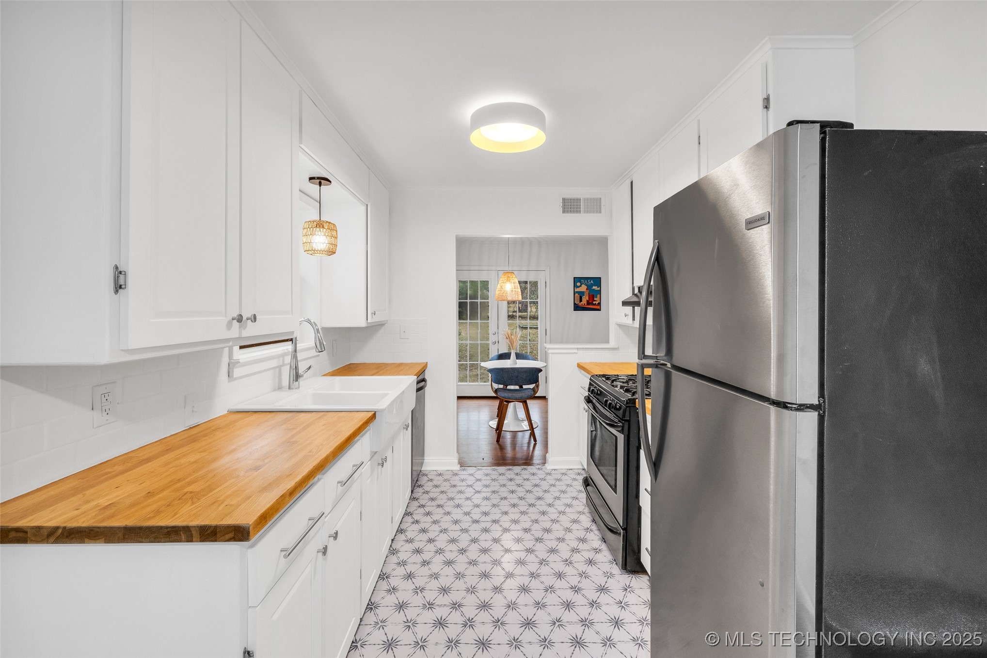 4513 E 25th Place Property Photo 13