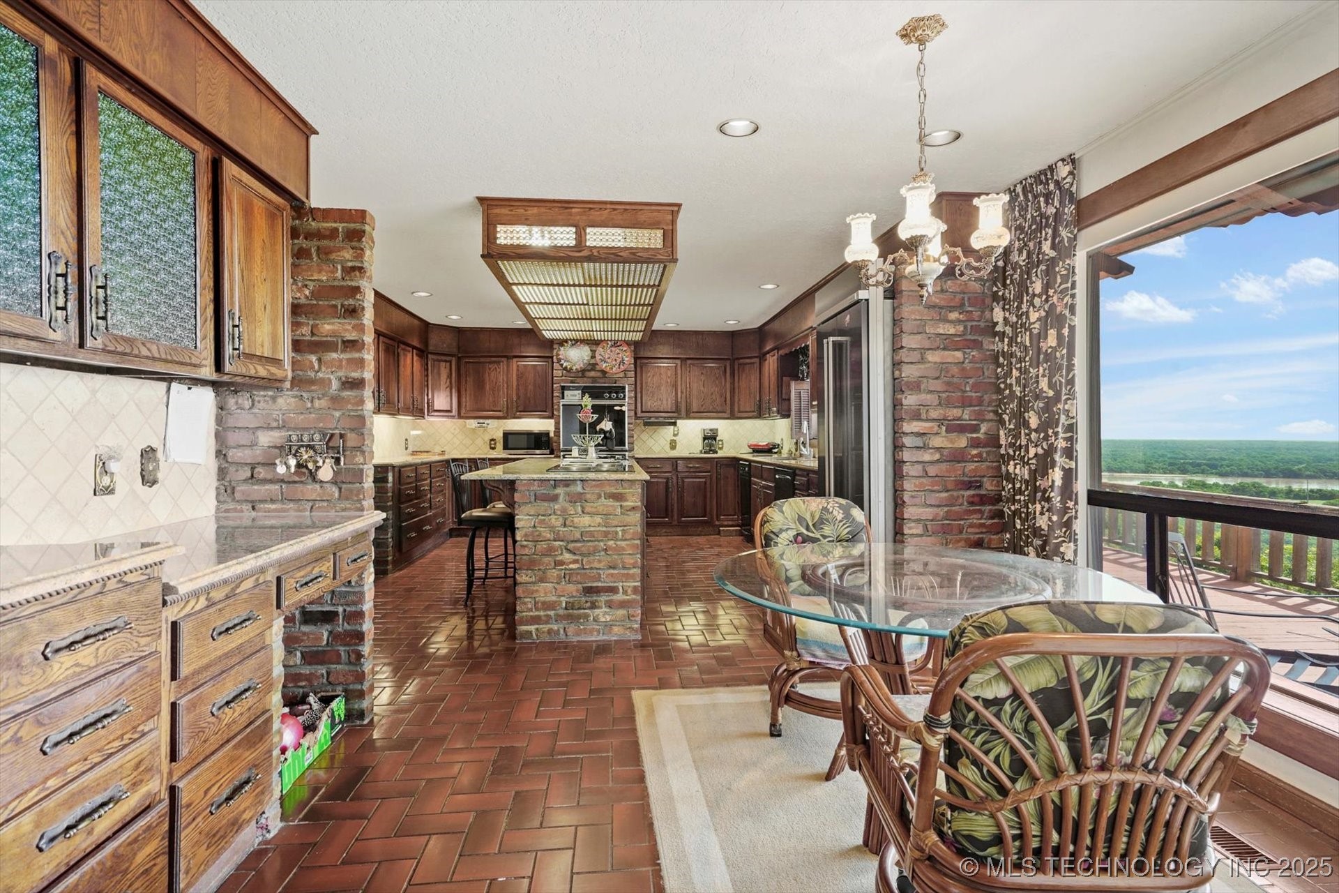 17331 S 174th Avenue E Property Photo 20