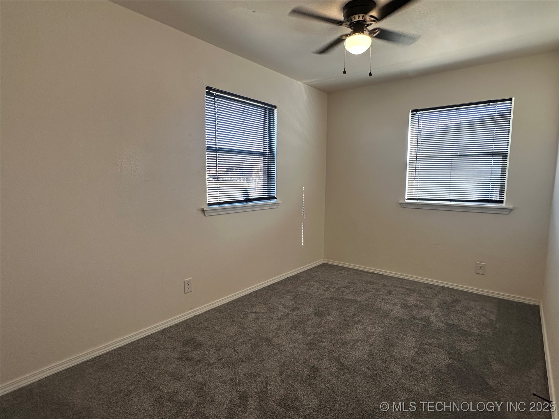 1500 E 3rd Street Property Photo 10