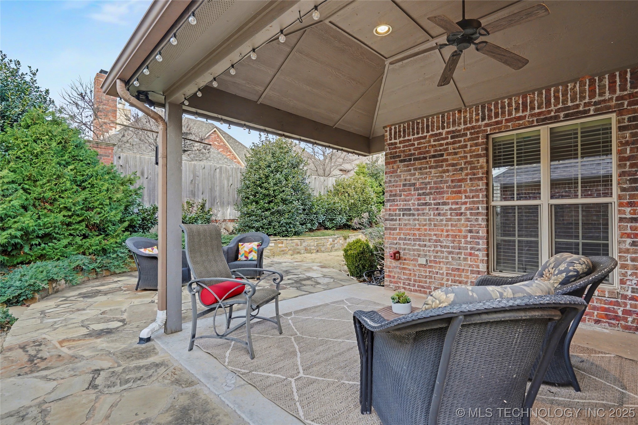 10928 S 77th East Place Property Photo 9