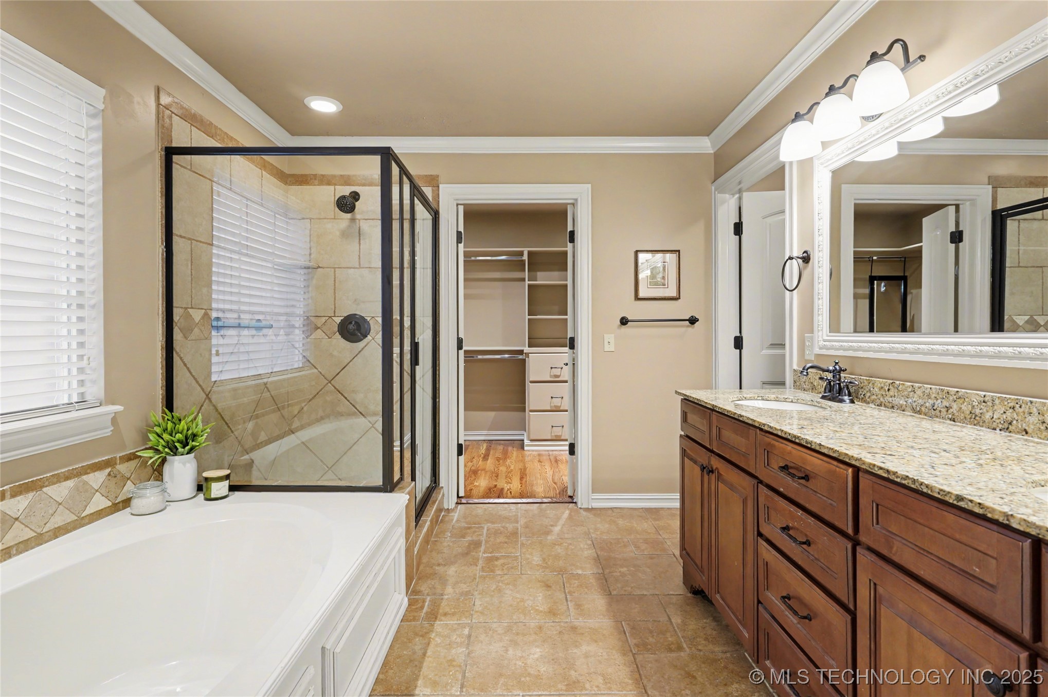 10928 S 77th East Place Property Photo 15