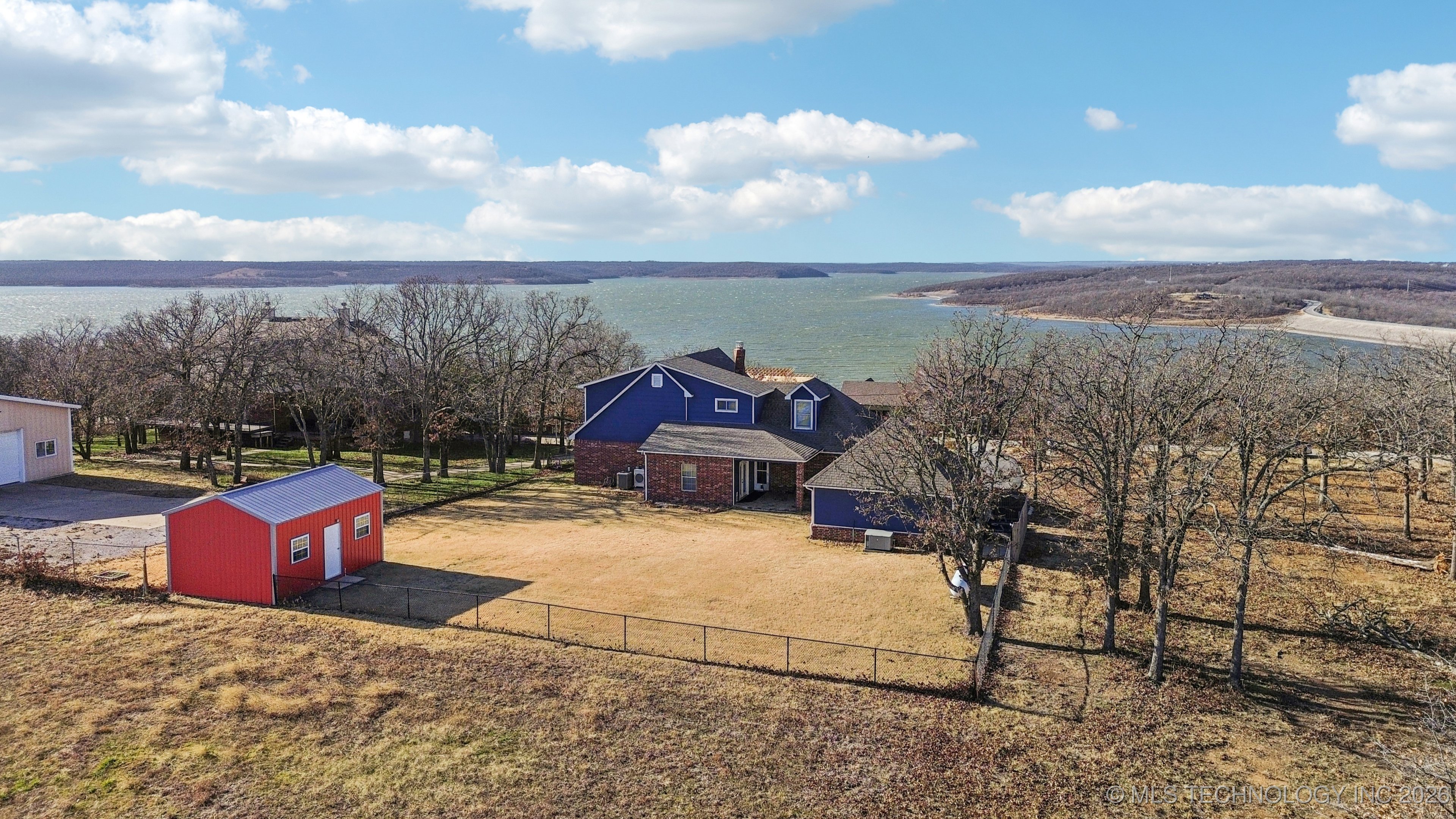 13443 Wells Drive Property Photo 4