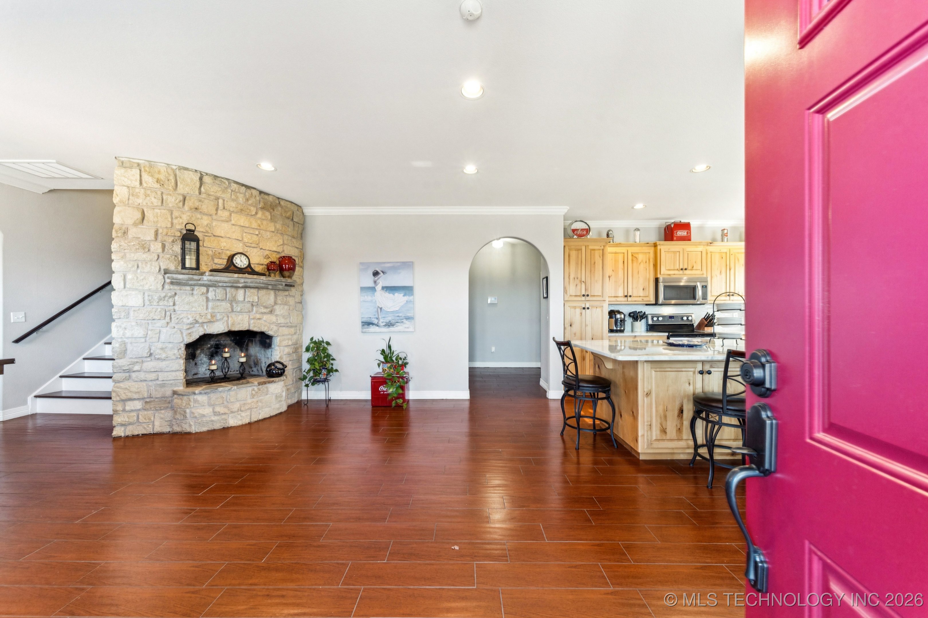 13443 Wells Drive Property Photo 7