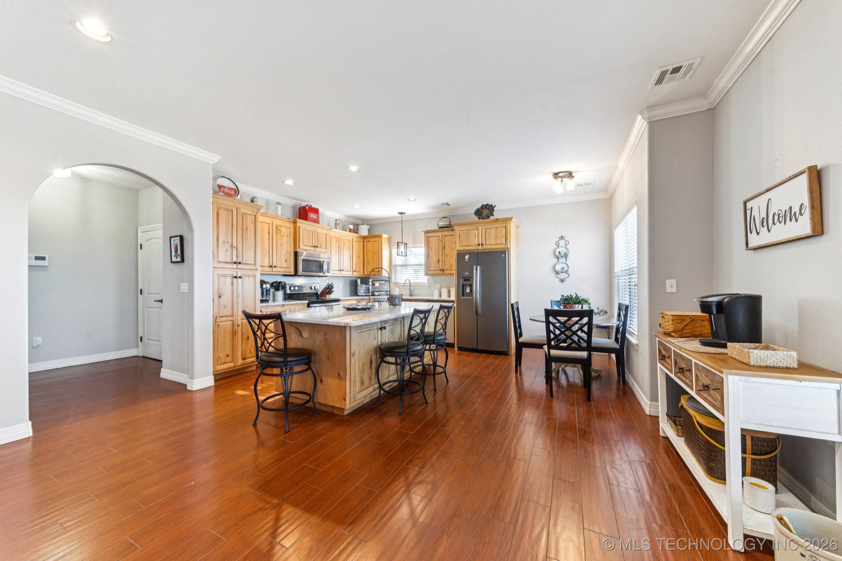 13443 Wells Drive Property Photo 9