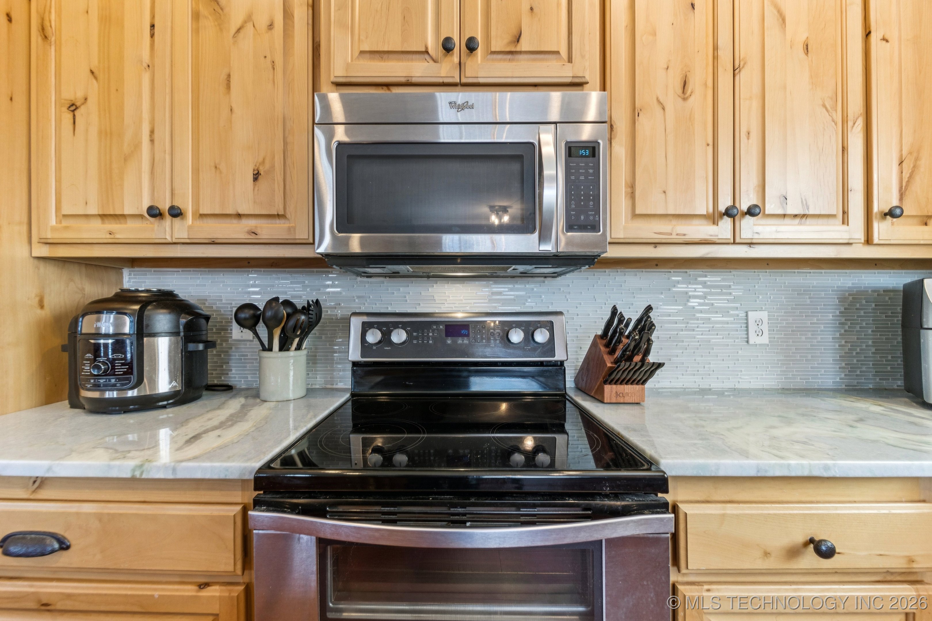 13443 Wells Drive Property Photo 16