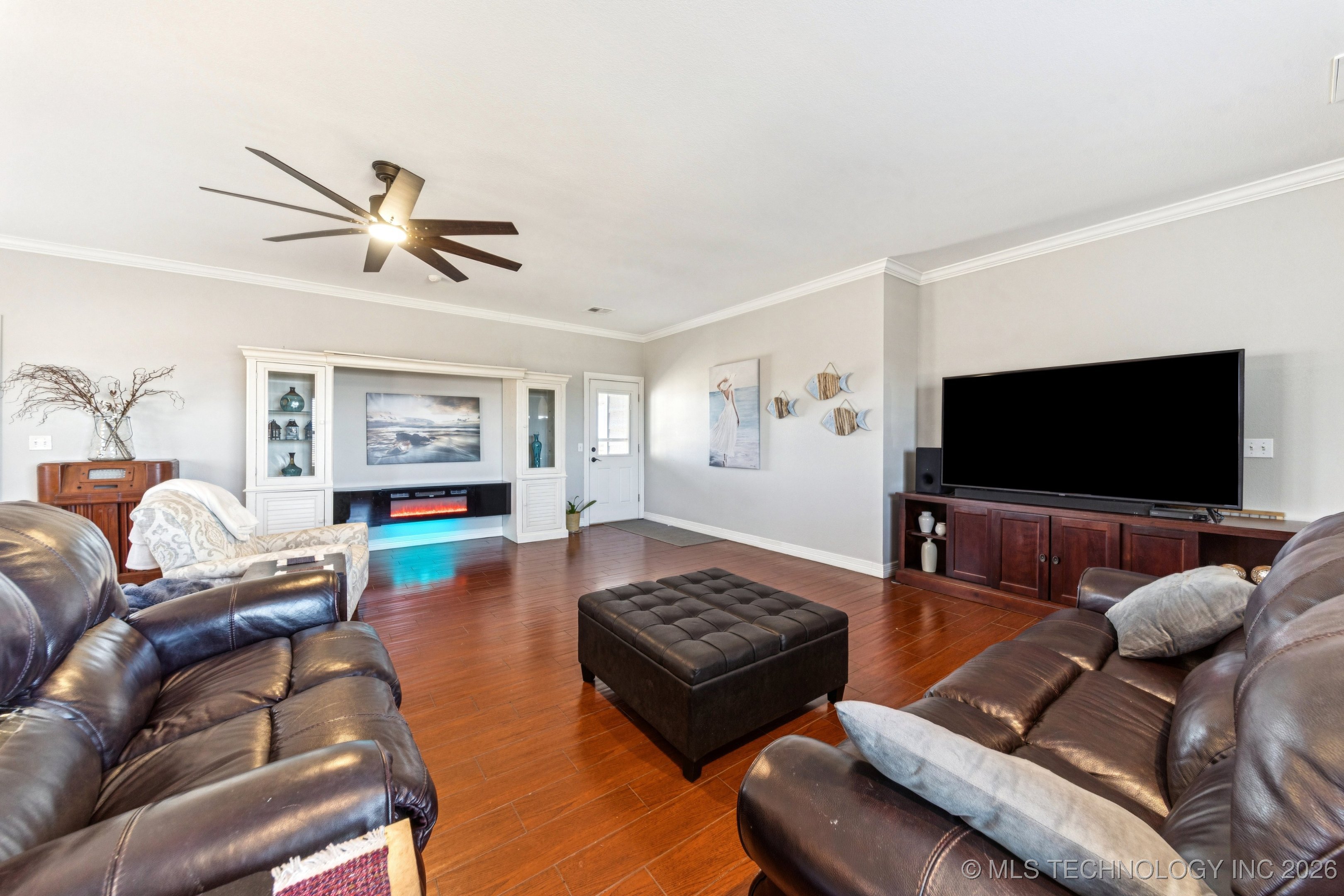 13443 Wells Drive Property Photo 24