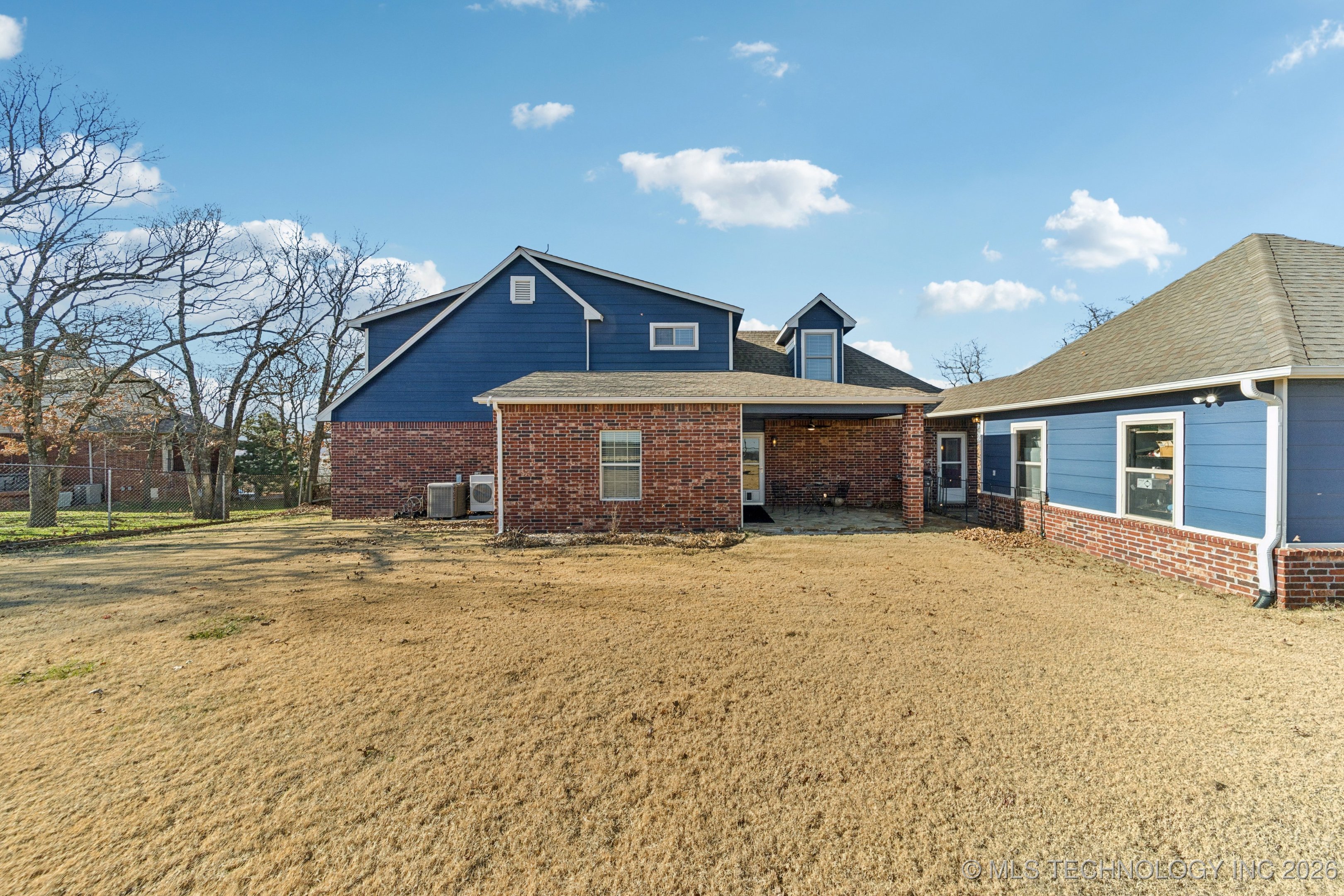 13443 Wells Drive Property Photo 45