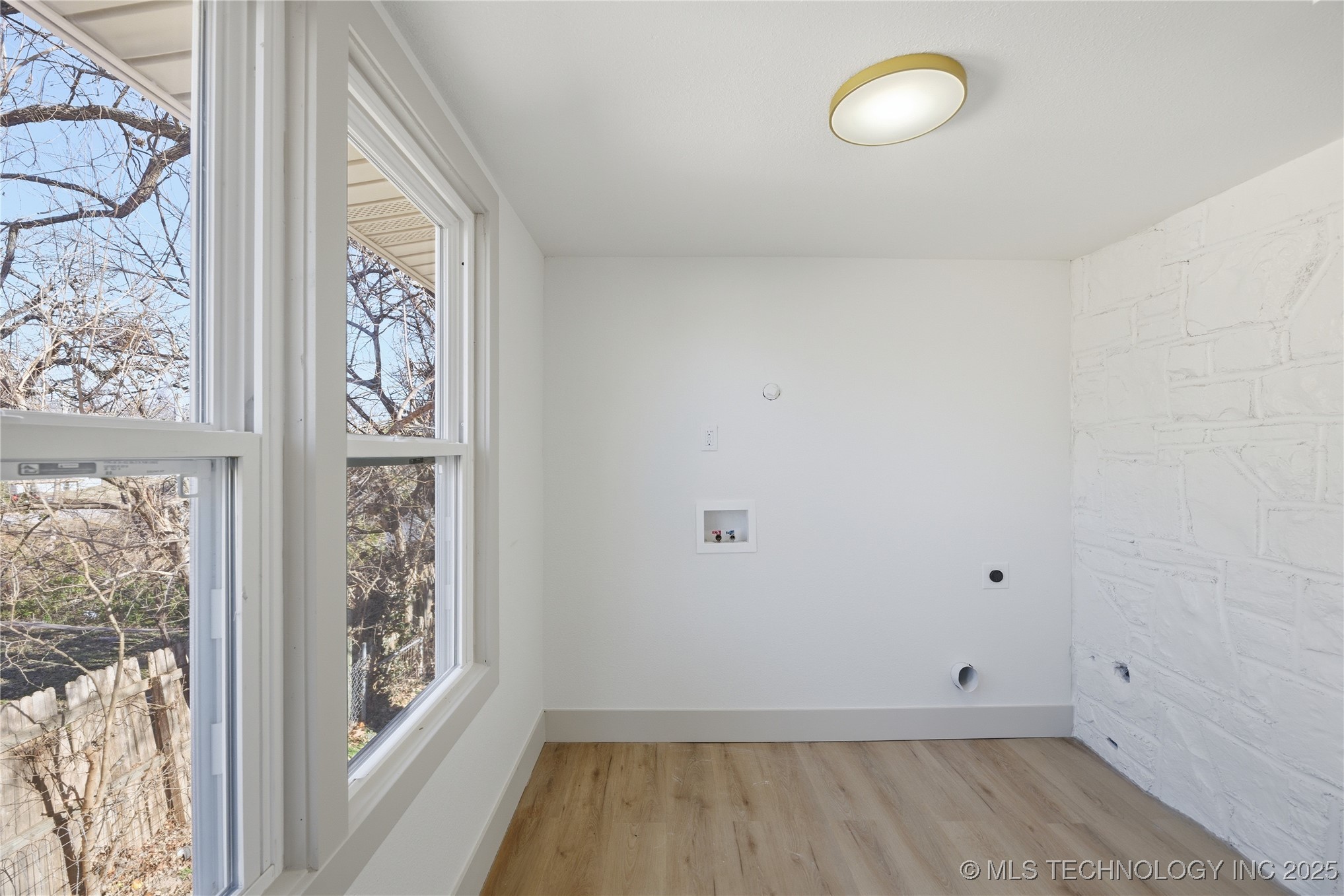 815 N Wilson Avenue Property Photo 12