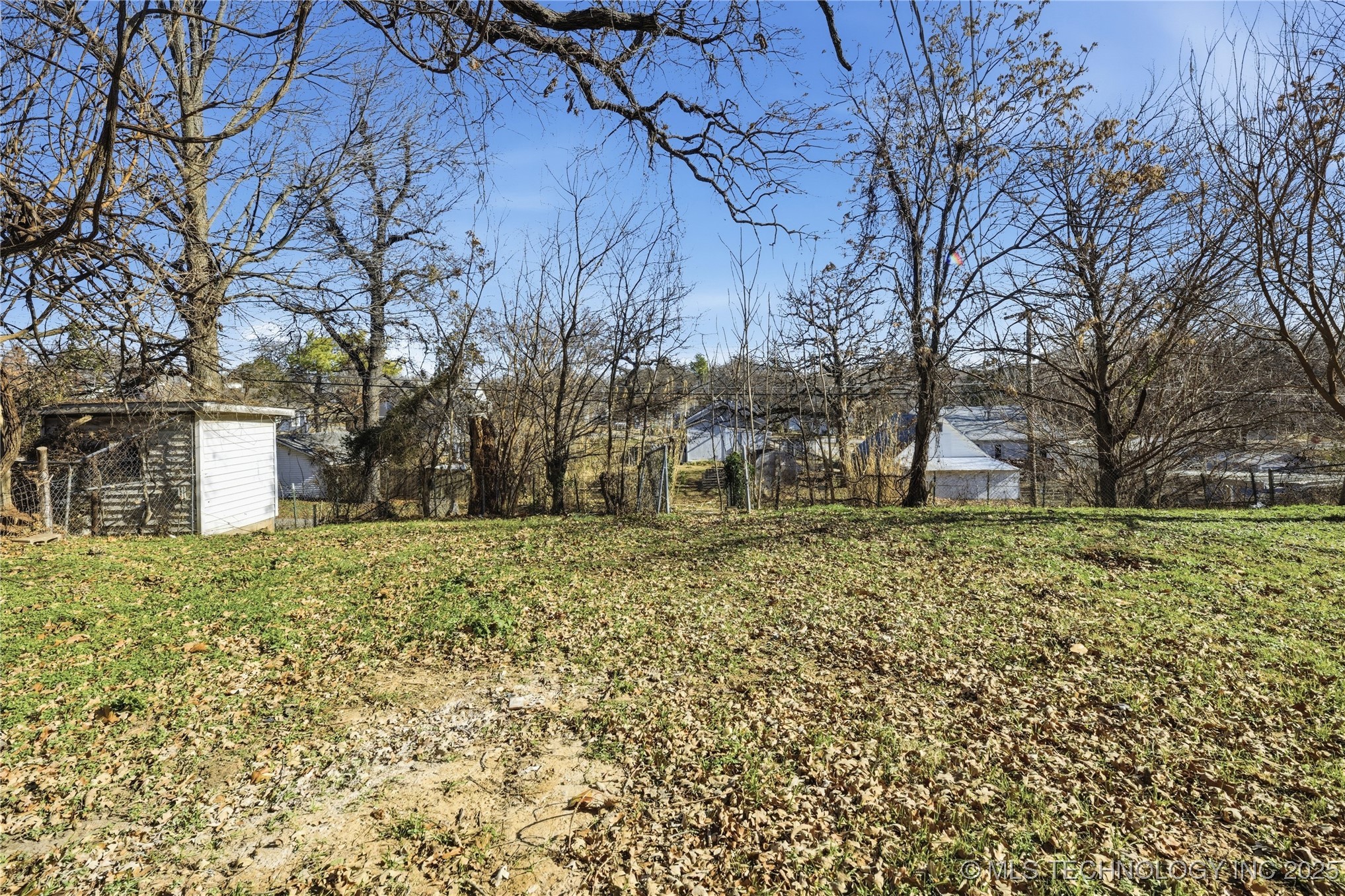 815 N Wilson Avenue Property Photo 32