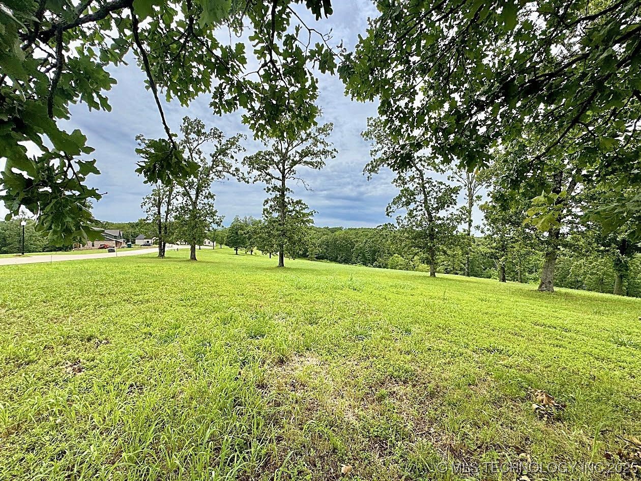 810 Ridgeview Drive Property Photo 8