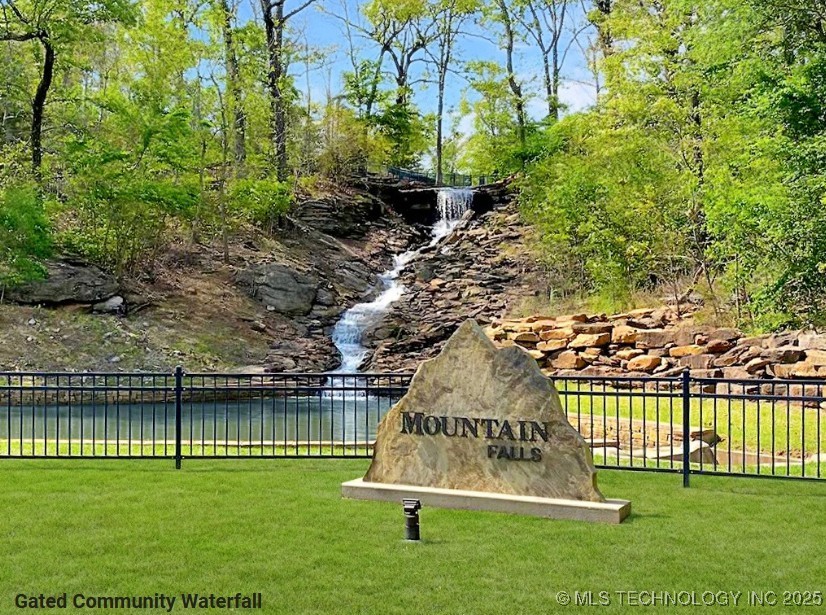 810 Ridgeview Drive Property Photo 24