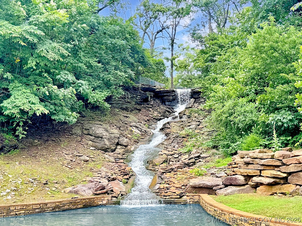 810 Ridgeview Drive Property Photo 27