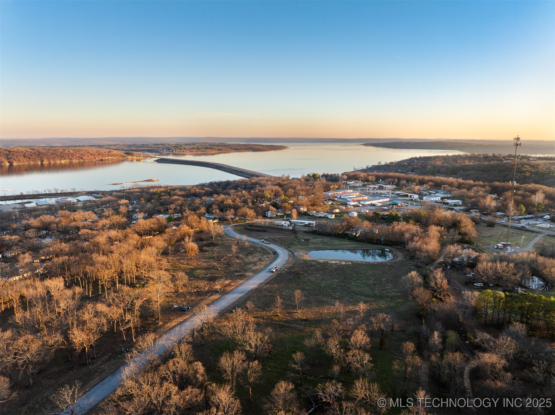 74124 S Fir Road Property Photo 6