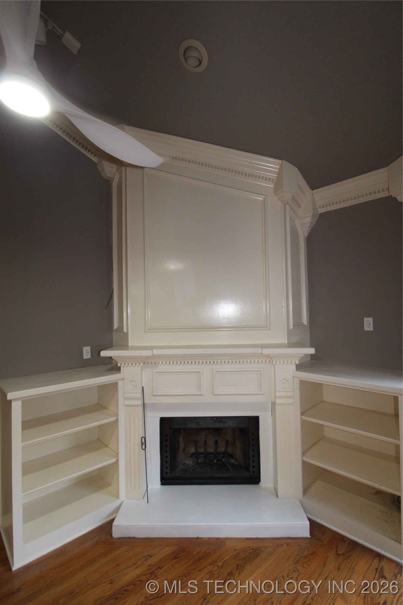 6737 S Peoria Avenue C214 Property Photo 4