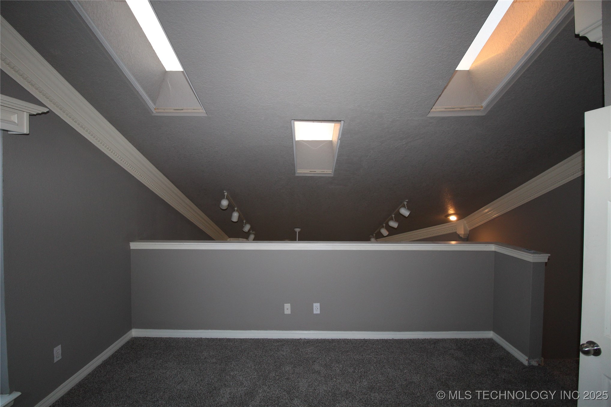 6737 S Peoria Avenue C214 Property Photo 25