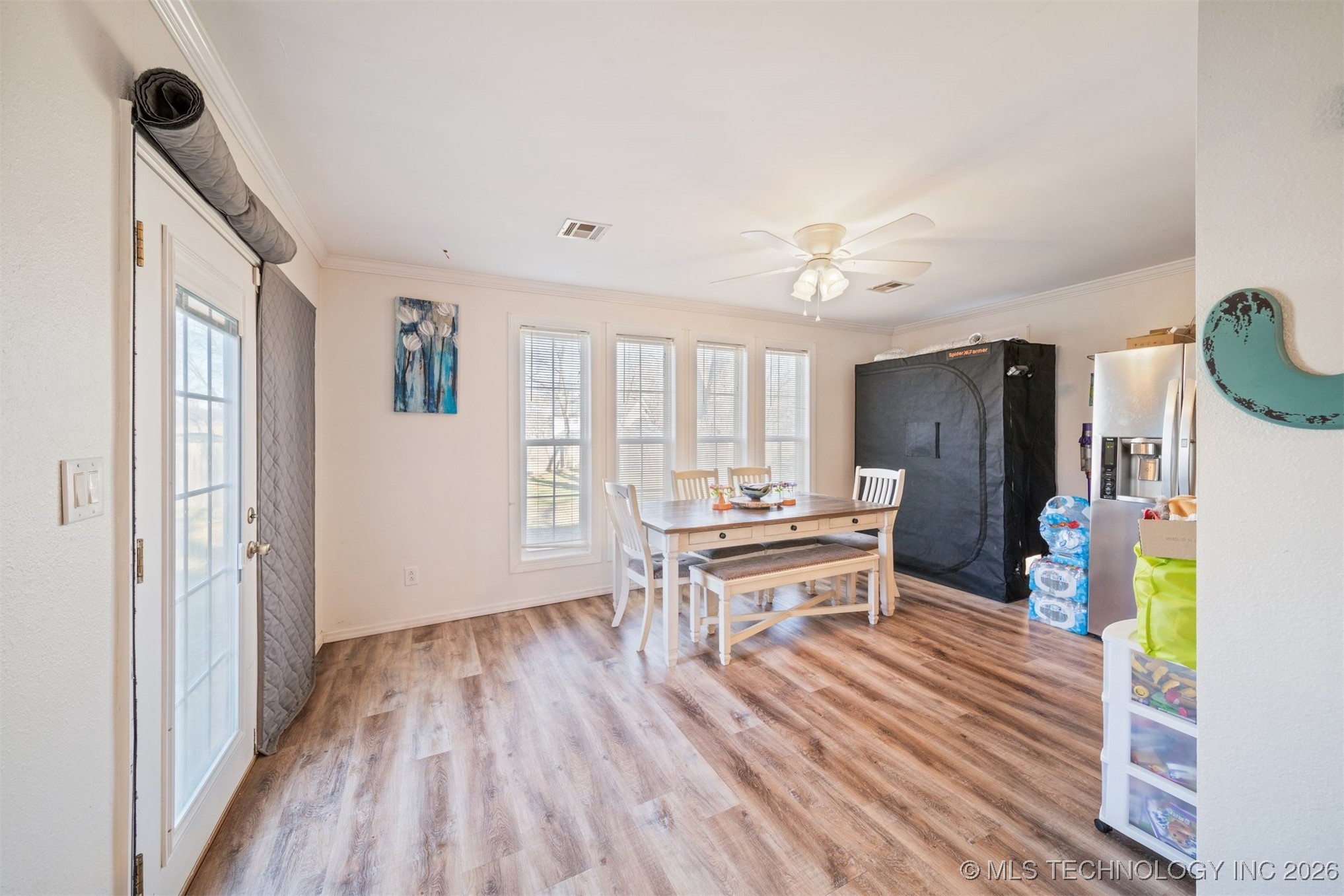 2412 S Maywood Drive Property Photo 18