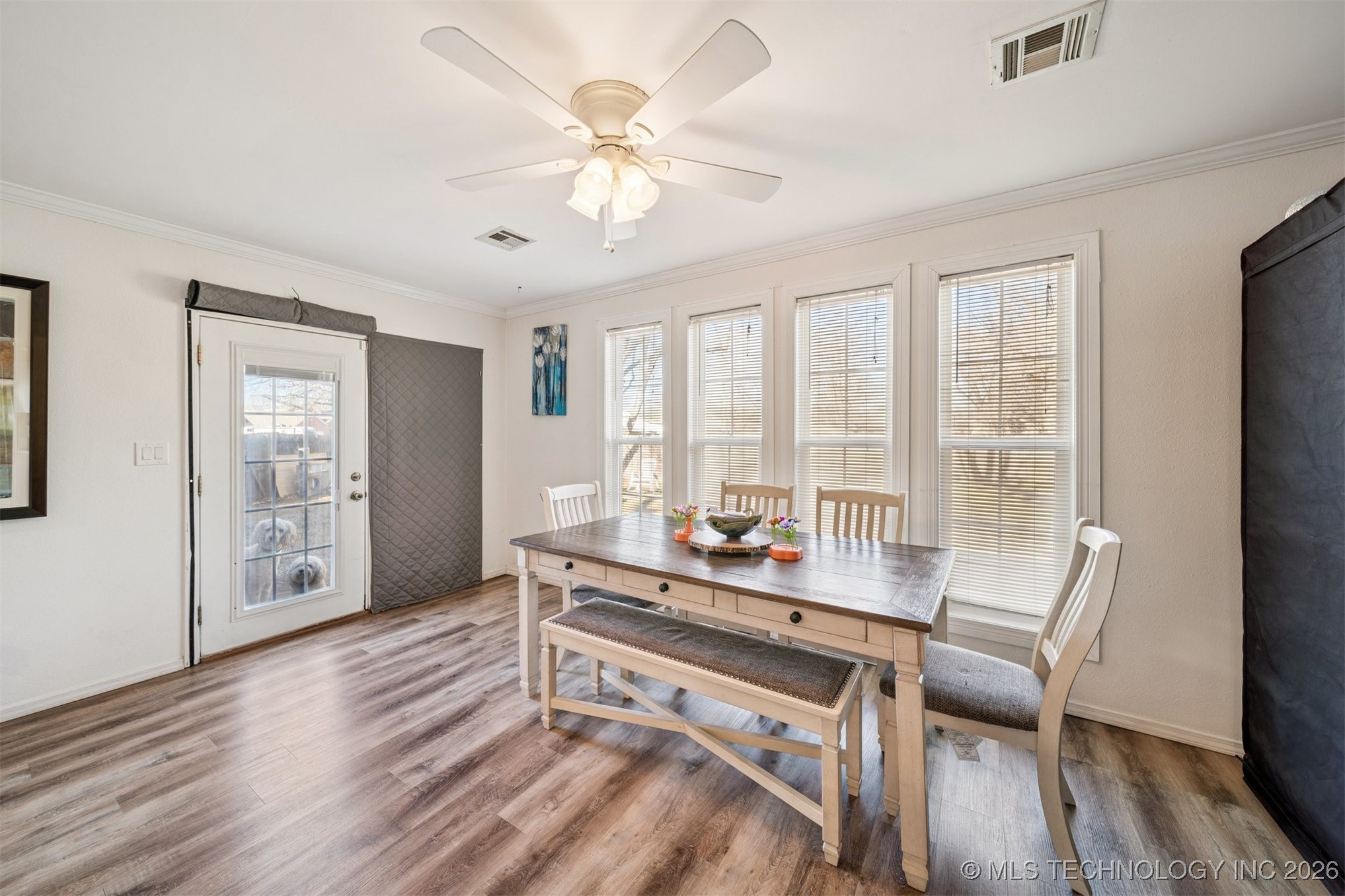 2412 S Maywood Drive Property Photo 19